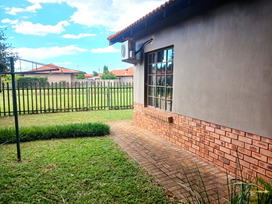 3 Bedroom Property for Sale in Hexrivier Lifestyle Estate North West